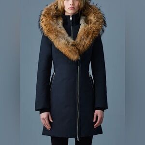 New MACKAGE TRISH down coat with natural fur Signature Collar Size XS